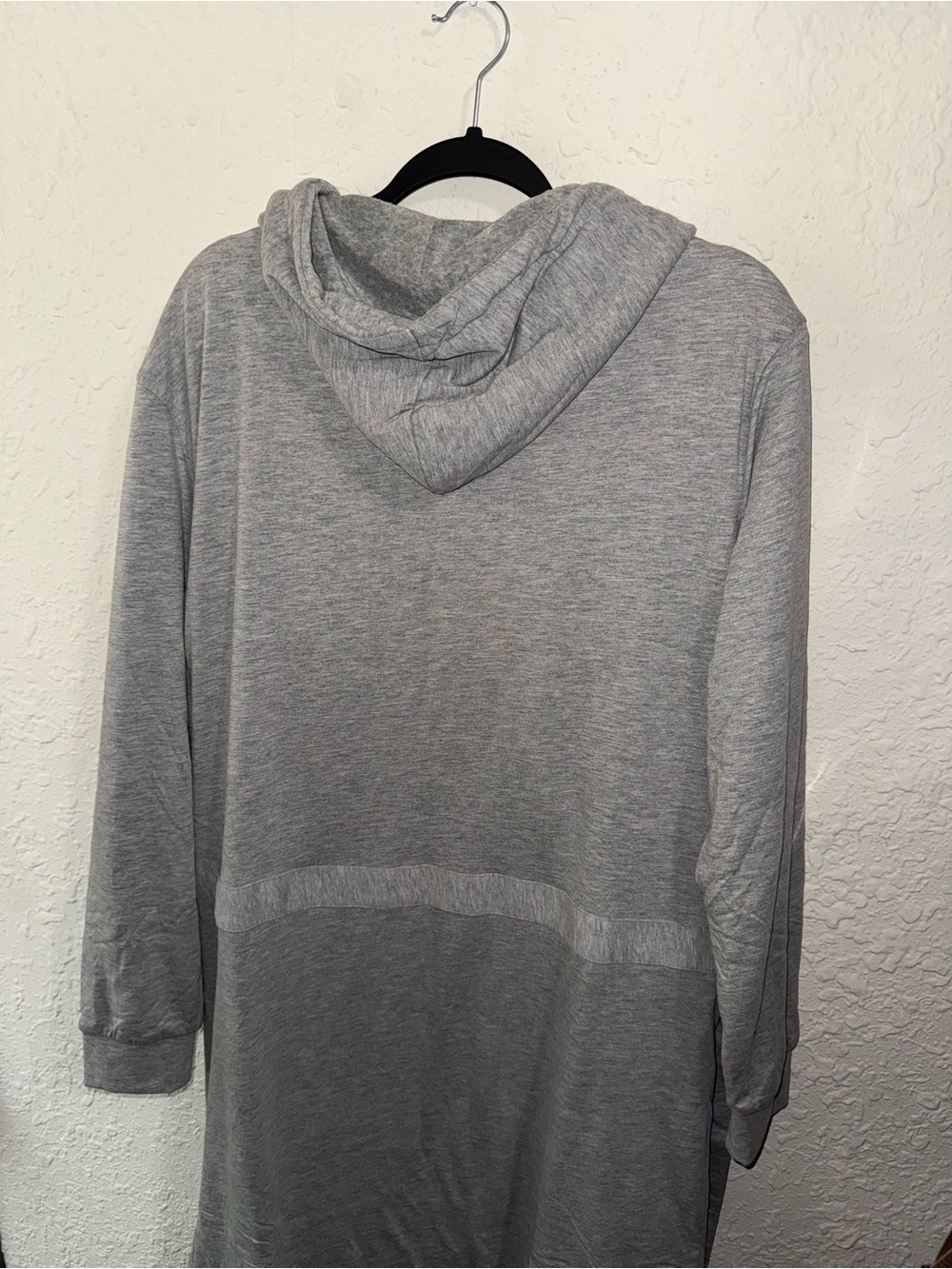 Men's Light Gray Hooded Plush Robe with Belt - Picture 11 of 11